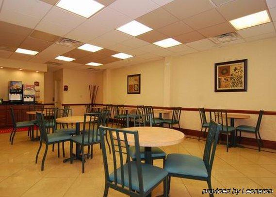 อีโคโน ลอดจ์ ดาวน์ทาวน์ Villa ลุยส์วิลล์ ร้านอาหาร รูปภาพ